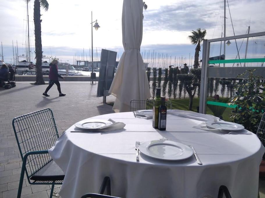 Apto Con Terraza Y 2 Dormitorios. 600 Megas Wifi. Santa Pola Exterior photo