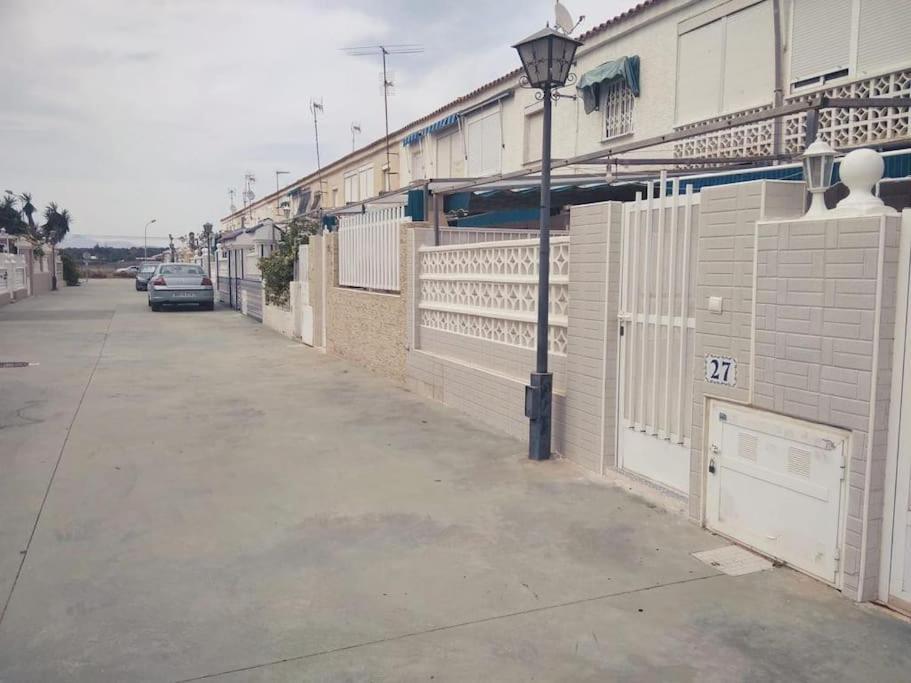 Apto Con Terraza Y 2 Dormitorios. 600 Megas Wifi. Santa Pola Exterior photo