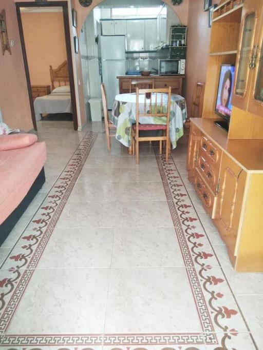 Apto Con Terraza Y 2 Dormitorios. 600 Megas Wifi. Santa Pola Exterior photo