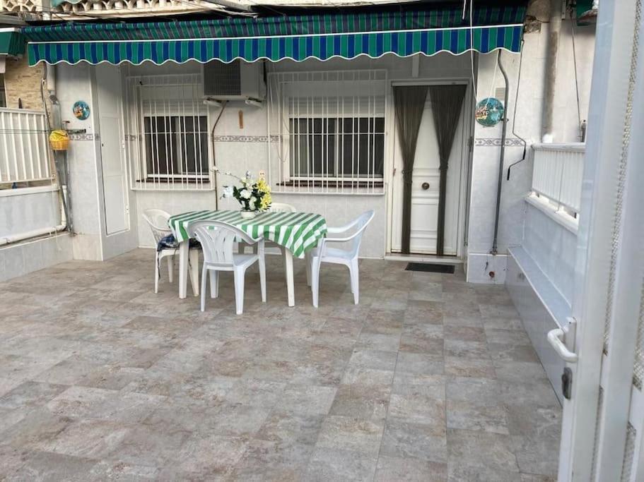 Apto Con Terraza Y 2 Dormitorios. 600 Megas Wifi. Santa Pola Exterior photo